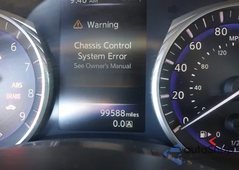 2015 Infiniti Q50 Premium z USA, uszkodzony, nr VIN JN1BV7AP1FM335156